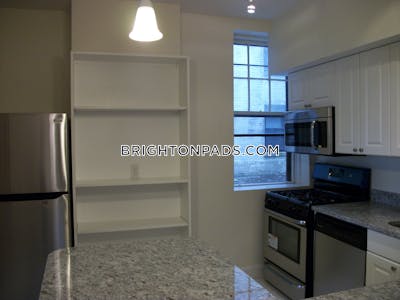 Brighton 3 Beds 1 Bath Boston - $5,040 No Fee