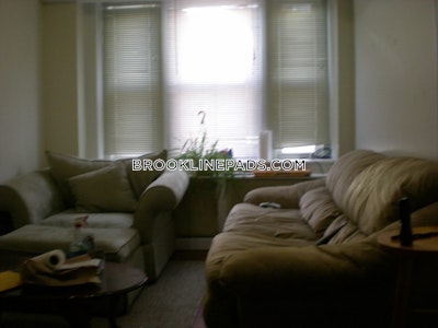 Brookline 3 Beds 1 Bath  Washington Square - $3,600 No Fee