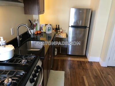 Cambridge Renovated 1 bed 1 bath available 9/1 on Blake St in Cambridge!!   Porter Square - $2,650