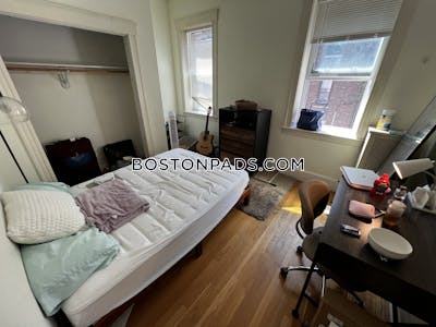 Fenway/kenmore 3 Beds 1 Bath Boston - $3,900 50% Fee
