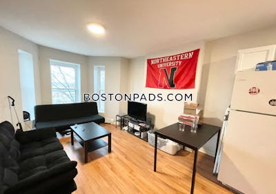 South End Nice 3 Bed 1 Bath available 7/1 on Hammond St. in the South End  Boston - $5,000
