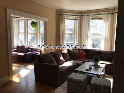 Brookline Apartment for rent 3 Bedrooms 1.5 Baths  Boston University - $6,300 No Fee