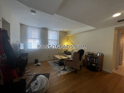 Beacon Hill By far the best 2 bed apartment on Myrtle St Boston - $3,700